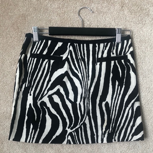 Zebra pattern mini skirt
